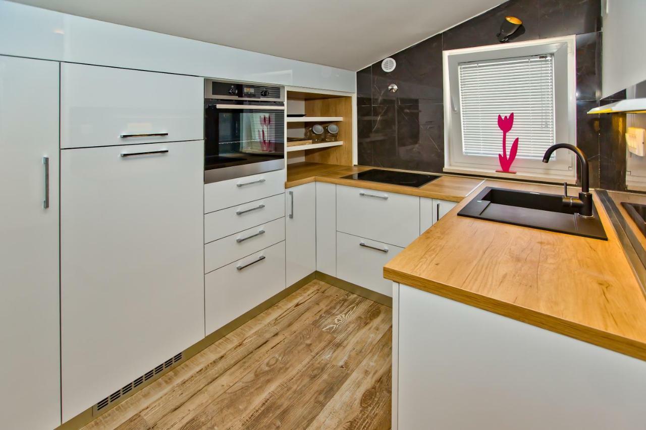 Apartments Bubalo Đảo Hvar Ngoại thất bức ảnh