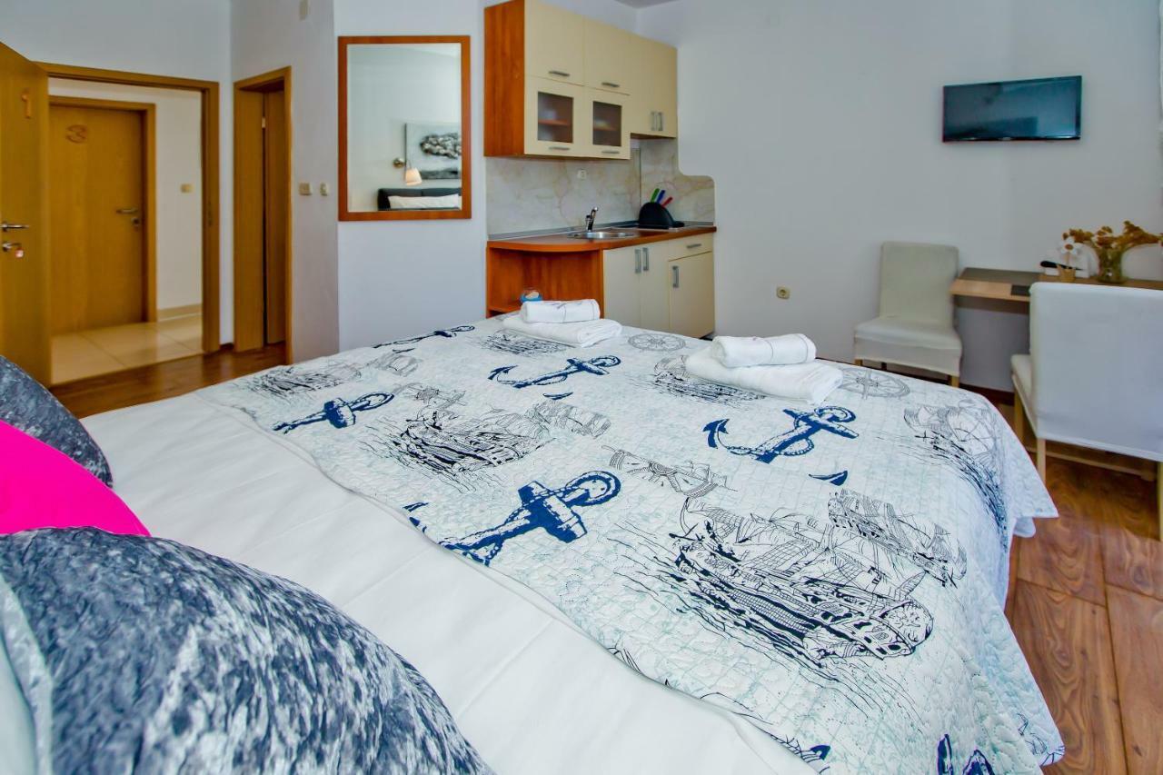 Apartments Bubalo Đảo Hvar Ngoại thất bức ảnh