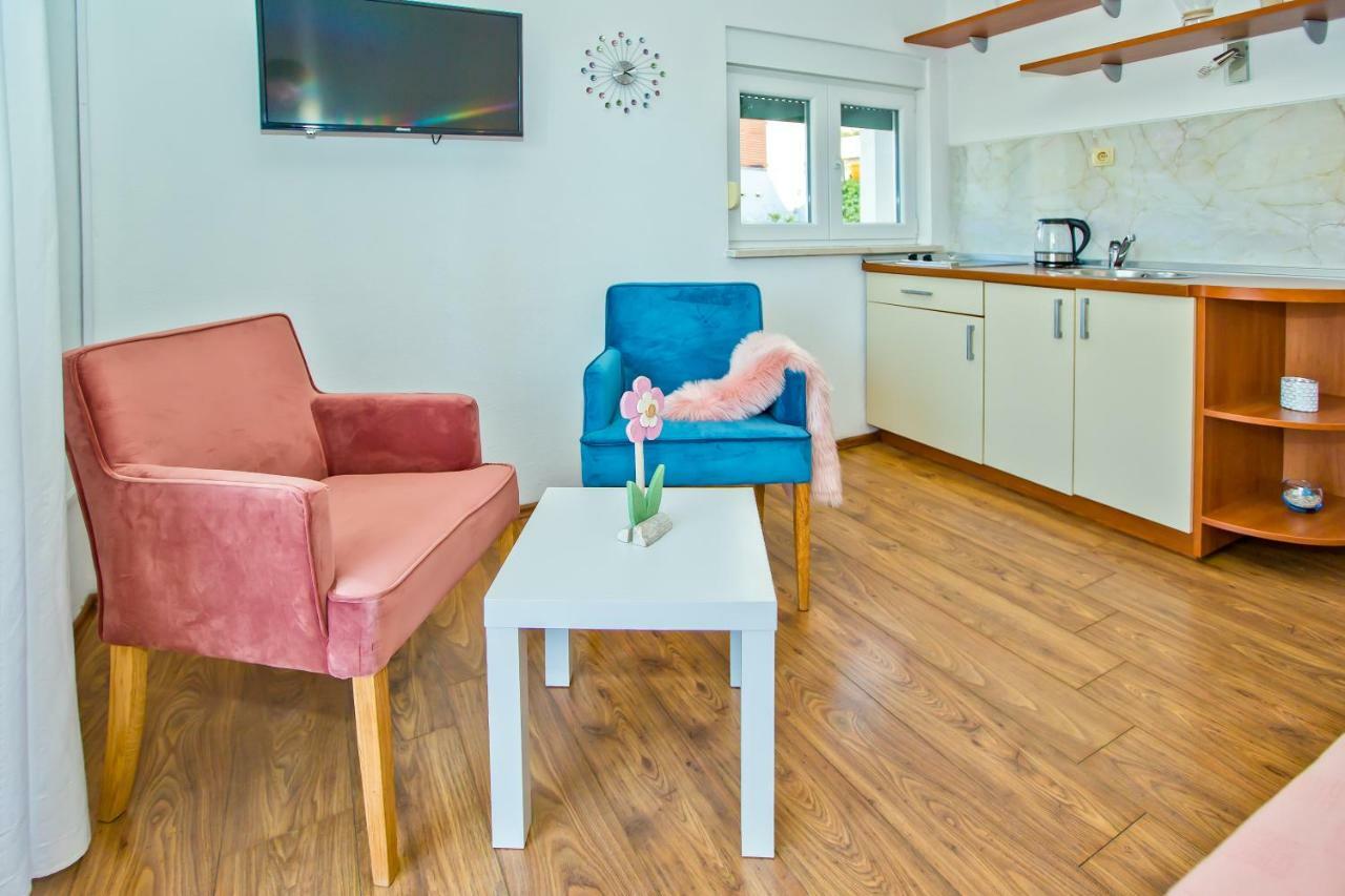 Apartments Bubalo Đảo Hvar Ngoại thất bức ảnh
