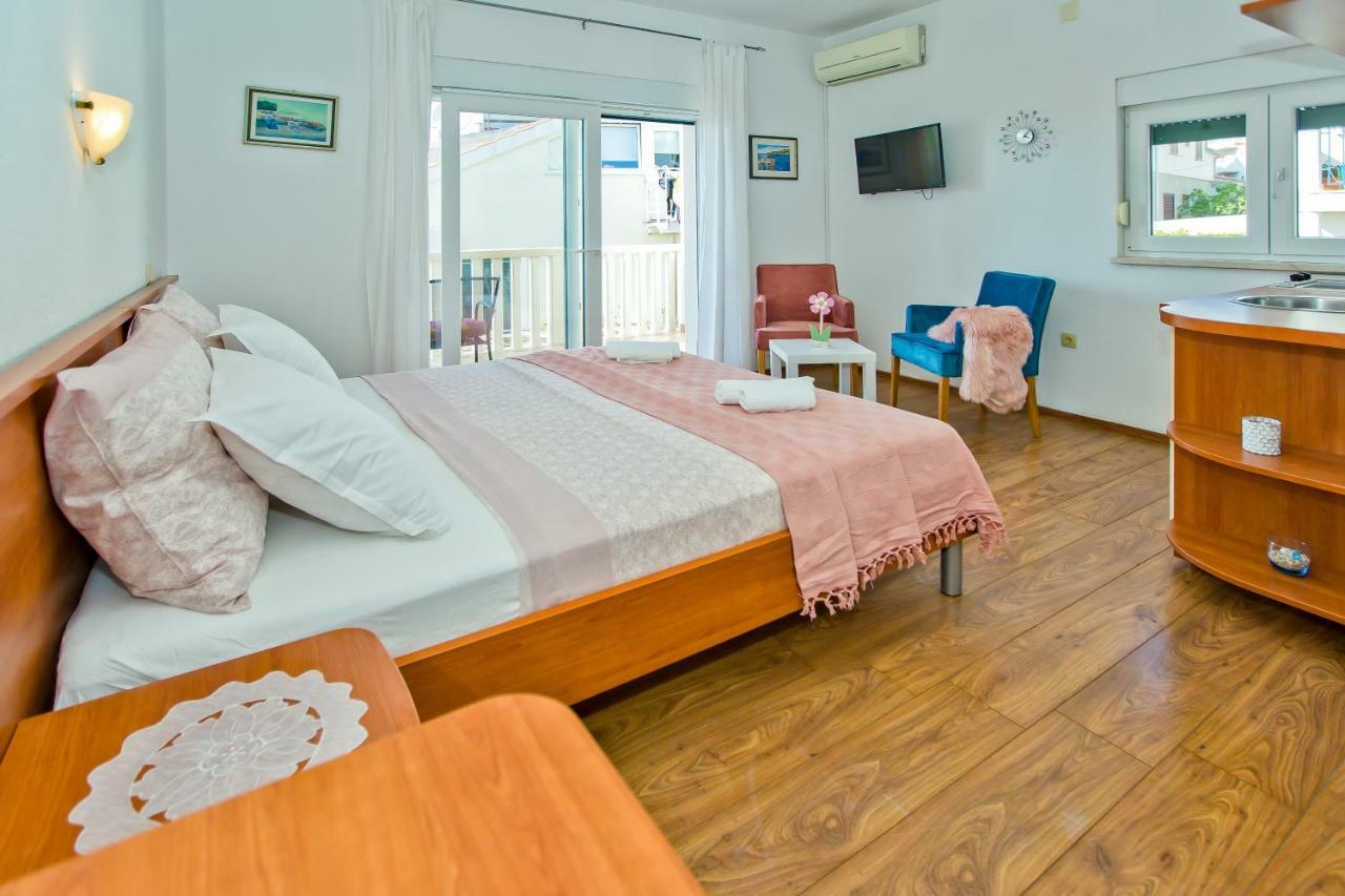 Apartments Bubalo Đảo Hvar Ngoại thất bức ảnh